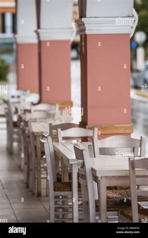 Empty chairs tables sidewalk cafe arrangement hi-res stock photography and images - Alamy