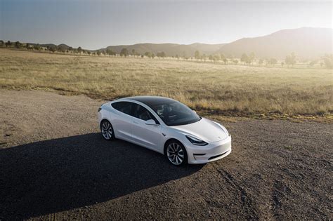 REVIEW: 2020 Tesla Model 3 Performance - are EVs the future of fast cars? - Torquecafe.com