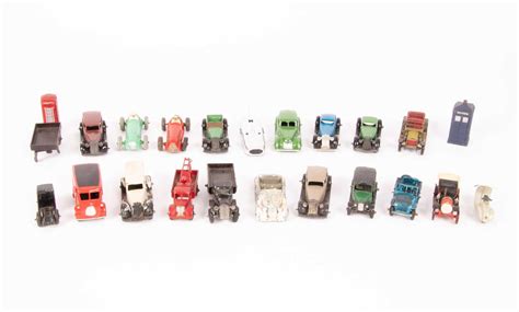 Lot 311 - Dinky Toys