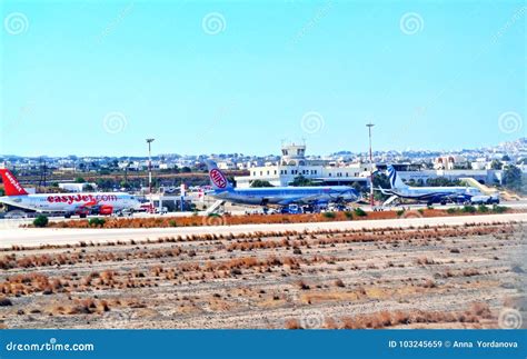 Santorini Island Airport Runway Airliners Greece Editorial Stock Image - Image of arrival, greek ...