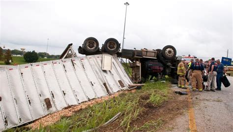 Truck driver seriously injured in wreck - The Clanton Advertiser | The Clanton Advertiser