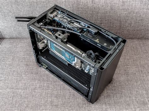 Liquid Cooling Case Gallery - Page 231 | Custom pc, Pc cases, Mini itx