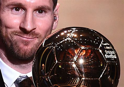 The world-wide press, to the feet of Messi after his sixth Golden Ball