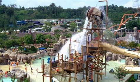 3 Must-Try Rides at Caribbean Bay Water Park in Korea | K-Pop Culture