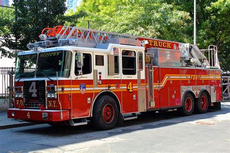 FDNY Ladder 4 | Fdny, Fire trucks, Fire emt