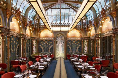 Some of the Most Beautiful Restaurants in Paris: Stunning Settings