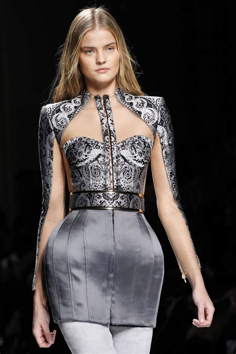 Kate Grigorieva – Balmain Show – Paris Fashion Week, March 2016 • CelebMafia