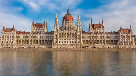 10+1 things you didn’t know about the Hungarian Parliament - Daily News ...