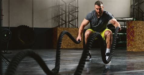 5 Benefits of Battle Ropes Training | EVO Fitness