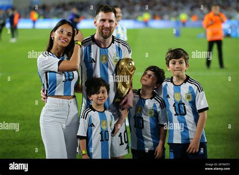 Lionel Messi World Champion and his family Stock Photo - Alamy