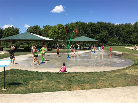 Cliff Fen Park new ‪#‎Splashpad‬ engages the community of Burnsville, Minnesota! http://goo.gl ...