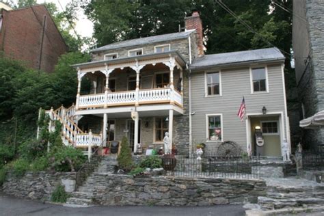 The Town's Inn Lodging and dining in Harpers Ferry, West Virginia ...