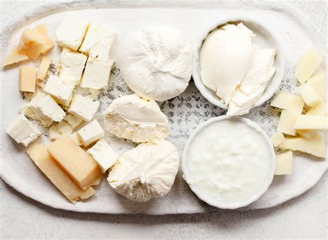 The Protein Amount In Every Type of Cheese — Eat This Not That