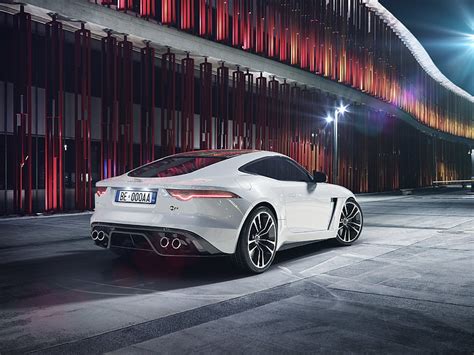 Jaguar F Type Wallpaper