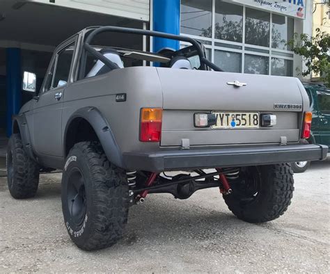 Body Parts 1600: Lada Niva 3 Doors With a Standard Bumpers And Cropped ...