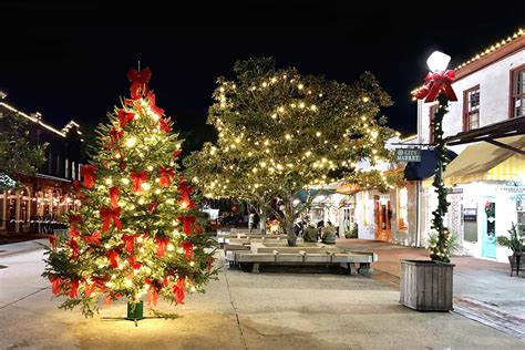 Where to Find the Best Savannah Christmas Lights - Savannah First-Timer ...