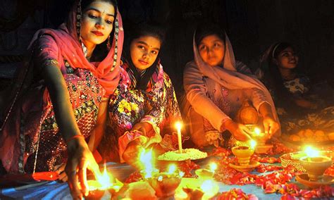 Light, love and prayers: Celebrating Diwali in Pakistan - Pakistan - DAWN.COM