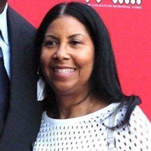 Cookie Johnson - Age, Family, Bio | Famous Birthdays