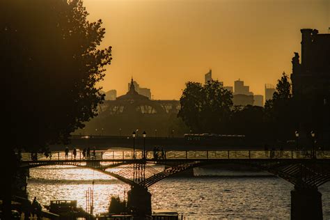 Dusk at the Seine River in Paris | Dirk Saris | Flickr