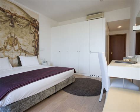 Rooms suitable for pure relaxation • Hotel Castello di Santa Vittoria