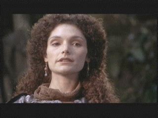 Mary Elizabeth Mastrantonio as Maid Marian - Robin Hood: Prince of Thieves Image (6251488) - Fanpop