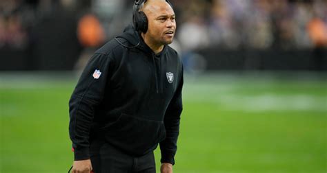 Antonio Pierce: Raiders Have 'Mahomes Rules' - RealGM Wiretap