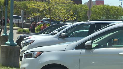 Burlington expecting thousands to hit the roads, search for parking spots downtown this summer