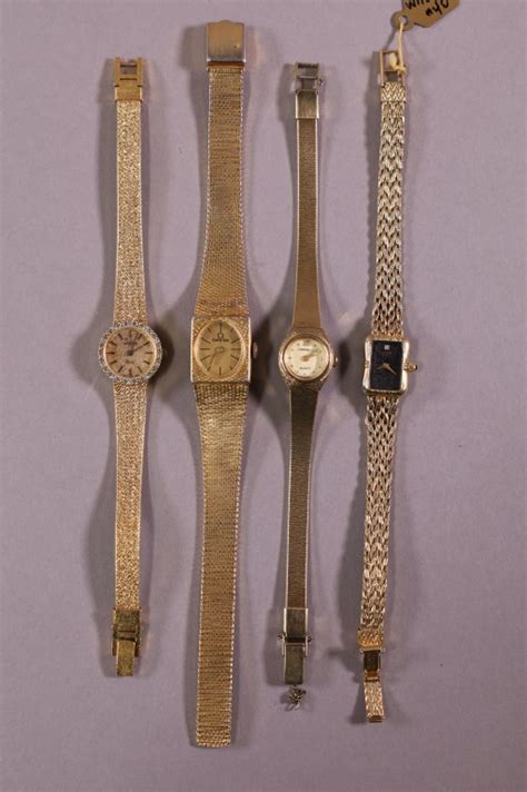 FOUR VINTAGE WRISTWATCHES - Redlands Antique Auction