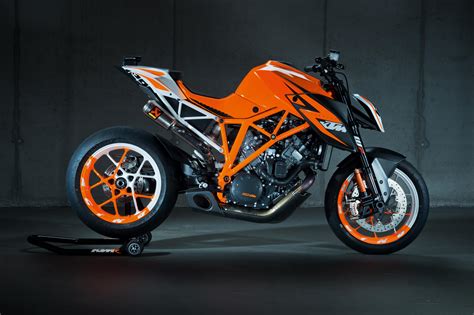 KTM's 1290 Superduke R prototype – the best power-to-weight ratio ever?