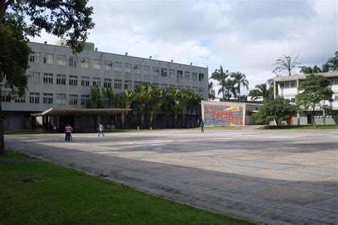 Plaza El Rectorado. Universidad Central de Venezuela. Caracas.Foto ...