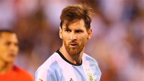 Lionel Messi retiring from international football - CBBC Newsround