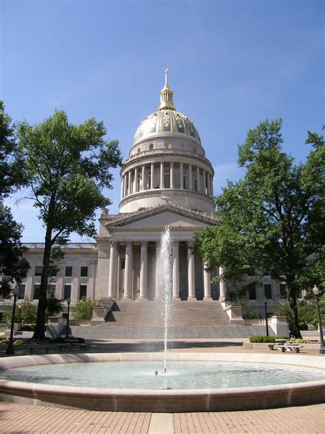 35 fascinating photos of West Virginia State Capitol | BOOMSbeat