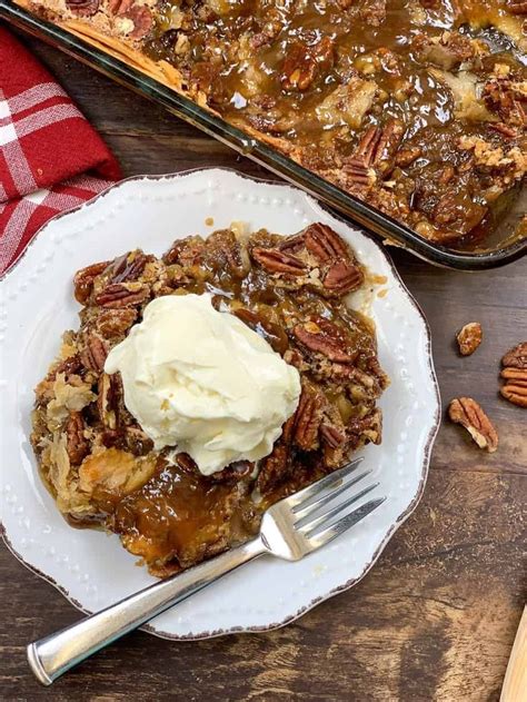 Dieser Pecan Pie Cobbler ist ein köstliches Dessert, das sich perfekt für ... - Best of Back To ...