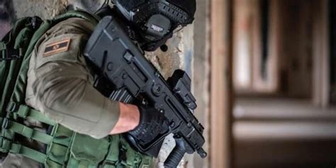 Las FDI adquieren cientos de Micro Tavor, uno de los mejores rifles ...