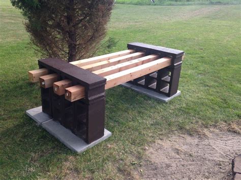 Top 40 DIY Cinder Block Outdoor Bench - Engineering Discoveries | Diy garden furniture, Backyard ...