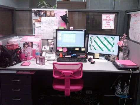 Cutest Cubicle: And the Winner Is... | WomenWorking.com | Cubicle decor office, Work desk decor ...