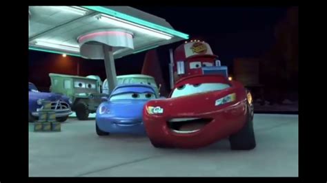 Chick Hicks scares Lightning McQueen - YouTube