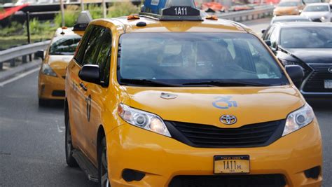 NYC moves to rein in Uber with cap on ride-hail vehicles | CTV News