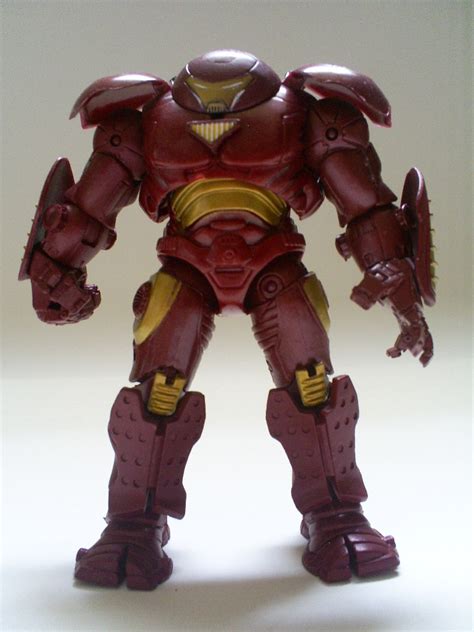 That Figures: REVIEW: Iron Man 2's Hulkbuster Armor