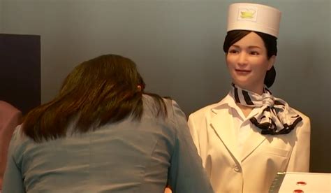 Here's What It's Like to Stay At Japan's New Robot-Staffed Hotel (Video)