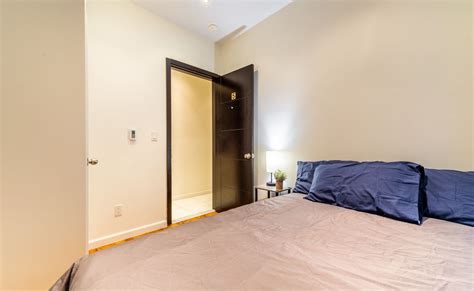 Rooms for rent in New York | Europeans in New York