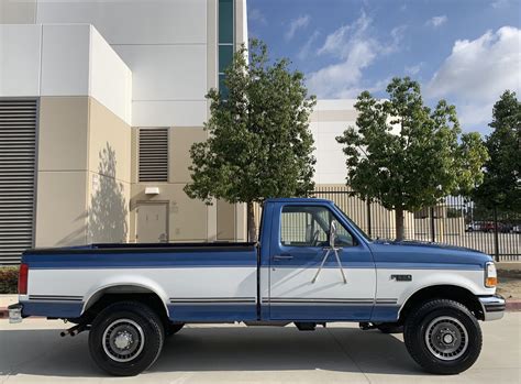 1992 Ford F-250 XLT | Barn Finds