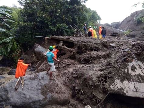 4 dead, 19 missing in landslide-hit buildings in Philippines | CTV News