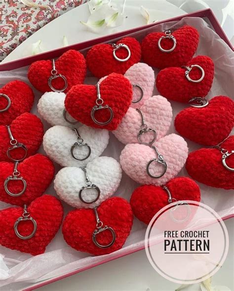 Amigurumi Heart Keychain Free Pattern-1 – Free Amigurumi Patterns