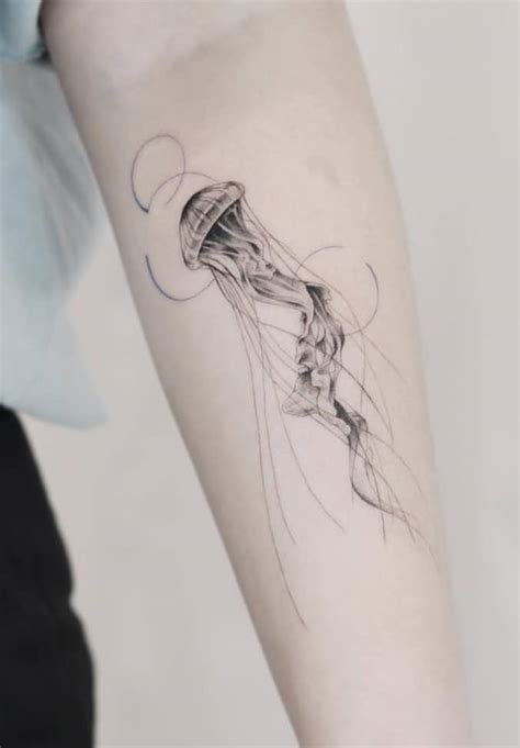 Jellyfish Tattoos: Meanings, Tattoo Designs & Ideas