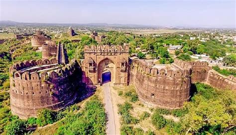 Rohtas Fort - Bodhi Bihar Tourism