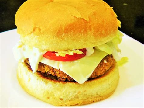 McDonalds McVeggie Burger | Madhura's Recipe