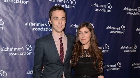 'Big Bang Theory's Jim Parsons & Mayim Bialik Team up for Fox Comedy