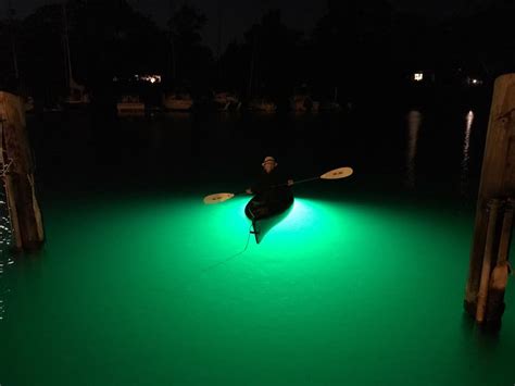 Underwater Kayak Fishing Lights - Loomis LED Underwater Lighting