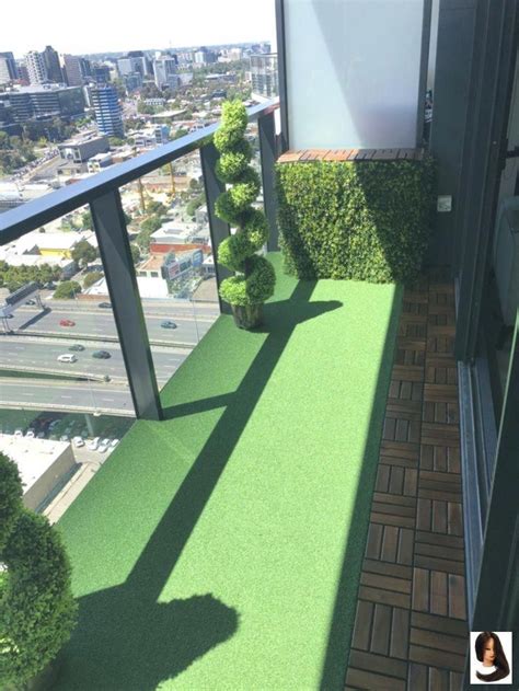 This amazing artificial grass balcony can be a very inspirational and fabulous idea # ...